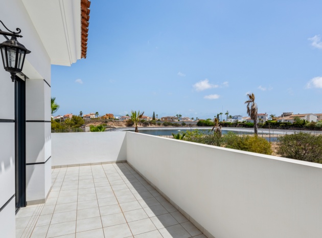 Återförsäljning - Villa - Ciudad Quesada