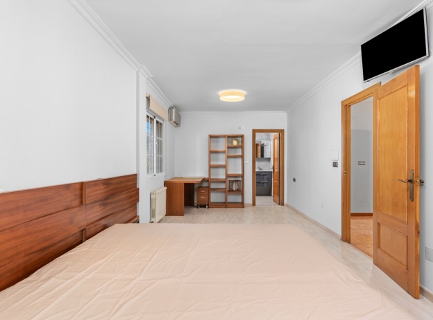 Resale - Villa - Los Balcones