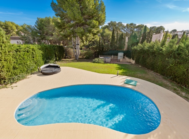 Resale - Villa - Los Balcones