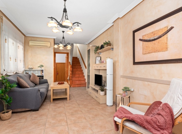 Återförsäljning - Radhus - La Marina