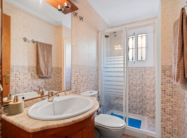 Återförsäljning - Radhus - La Marina