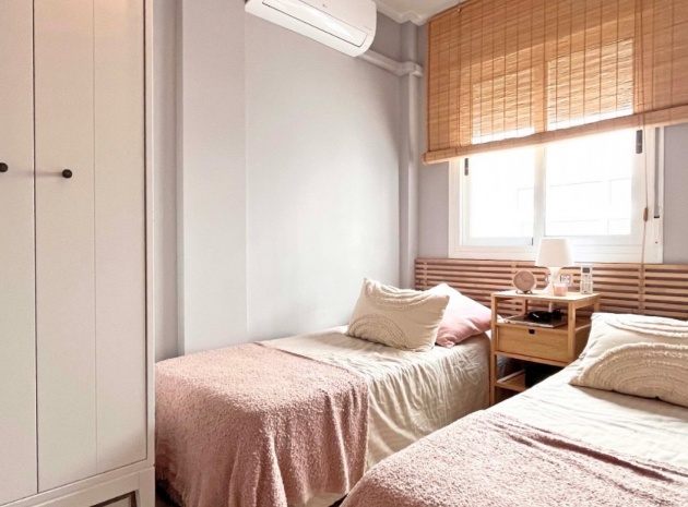 Resale - Townhouse - Los Balcones