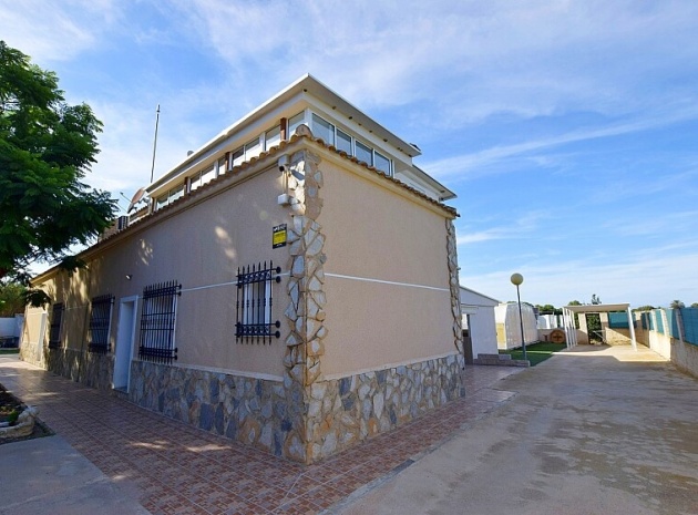Resale - Villa - Rojales