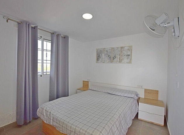 Resale - Villa - Rojales