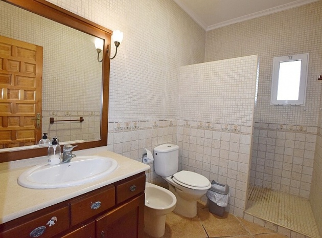 Resale - Villa - Rojales