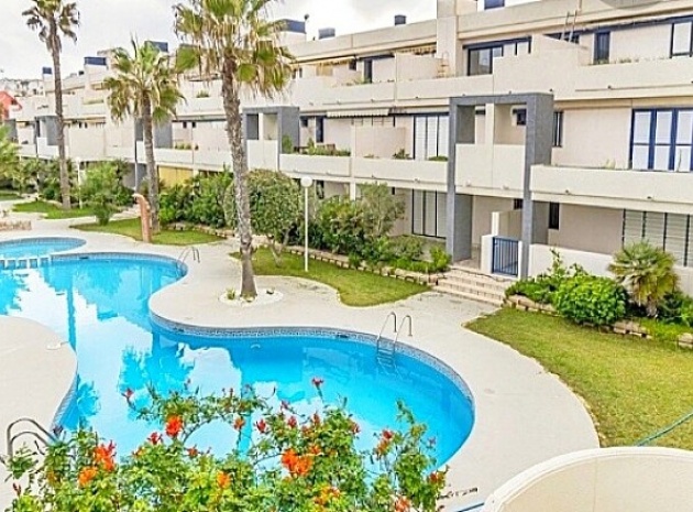 Wiederverkauf - Villa - Orihuela Costa - Villamartin