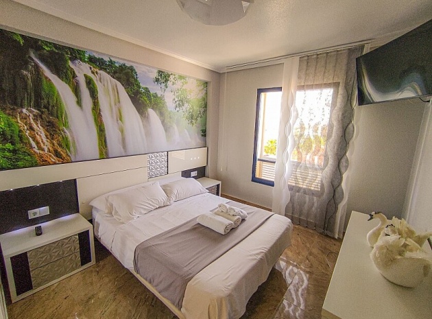 Wiederverkauf - Villa - Orihuela Costa - Villamartin