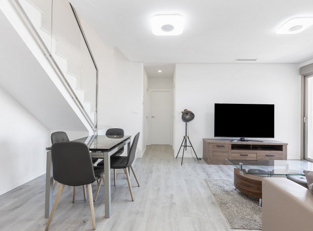 Resale - Apartment - Villamartin