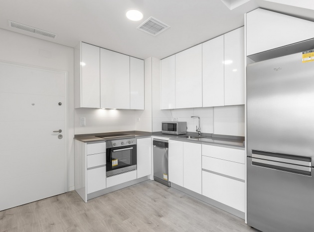 Resale - Apartment - Villamartin