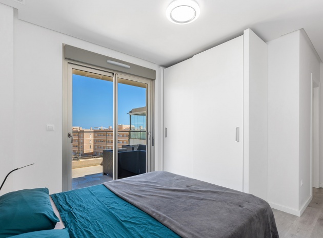 Resale - Apartment - Villamartin