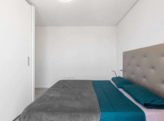 Resale - Apartment - Villamartin