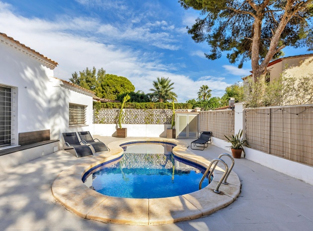 Wederverkoop - Villa - Punta Prima