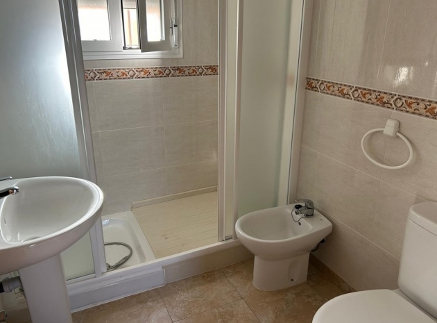 Revente - Villa - Daya Nueva