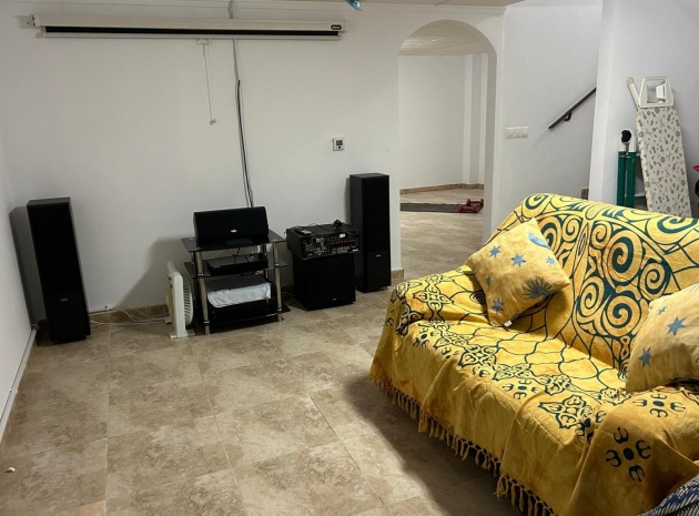 Revente - Villa - Daya Nueva