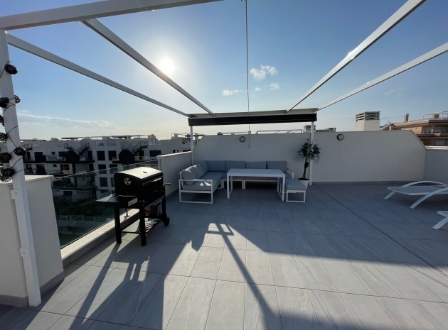 Resale - Apartment - Villamartin