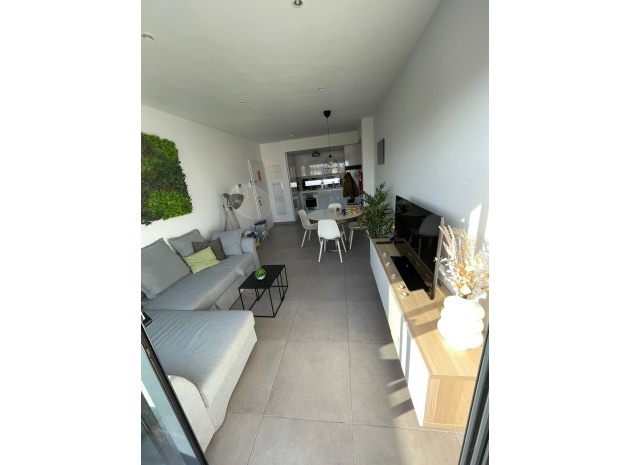 Resale - Apartment - Villamartin