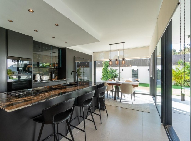 Resale - Villa - Los Balcones