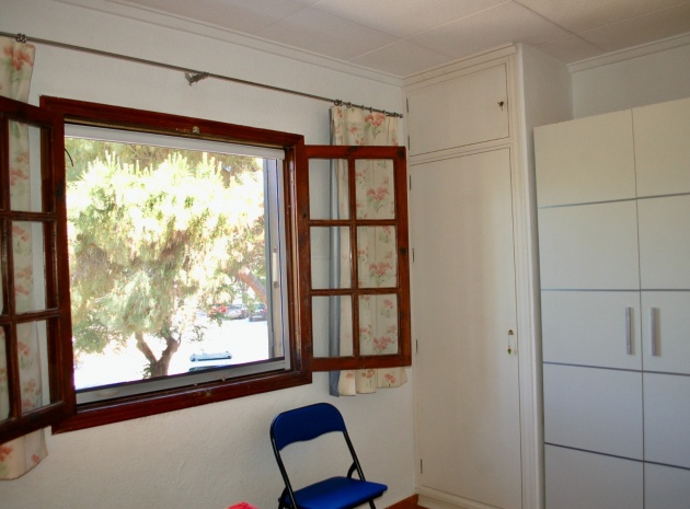 Resale - Townhouse - Mil Palmeras