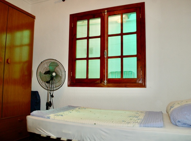 Resale - Townhouse - Mil Palmeras