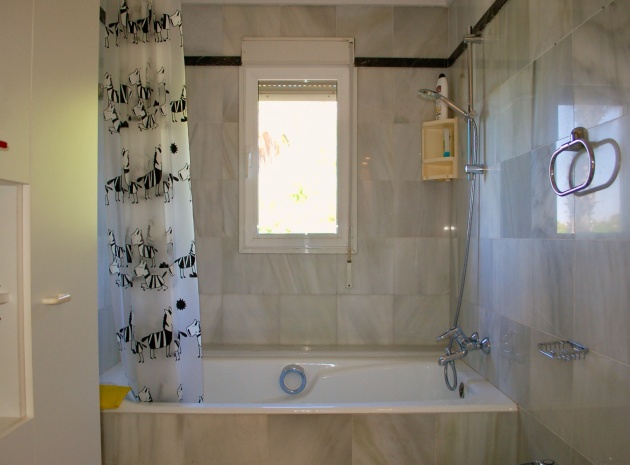 Resale - Townhouse - Mil Palmeras