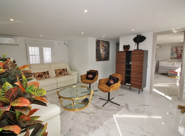 Återförsäljning - Villa - Villamartin