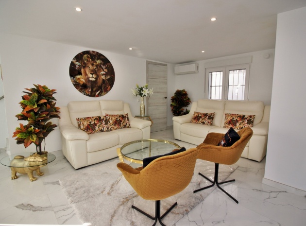 Återförsäljning - Villa - Villamartin