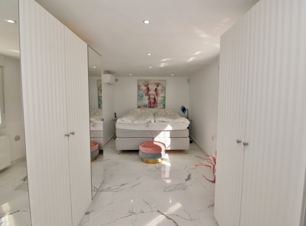 Återförsäljning - Villa - Villamartin