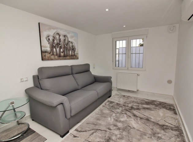 Återförsäljning - Villa - Villamartin