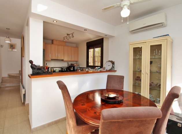 Resale - Villa - Villamartin