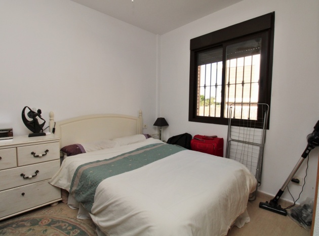 Resale - Villa - Villamartin