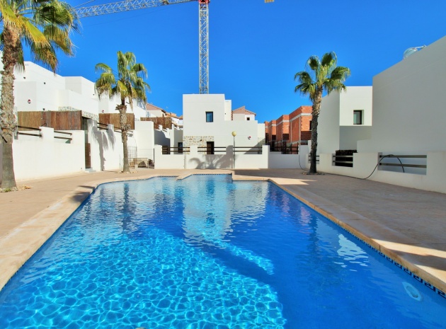 Resale - Villa - Villamartin