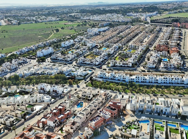 Resale - Villa - Villamartin