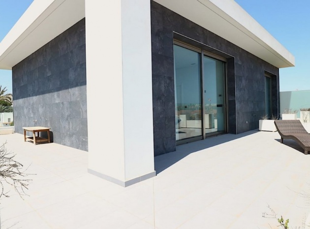 Wederverkoop - Villa - Torrevieja - Nueva Torrevieja