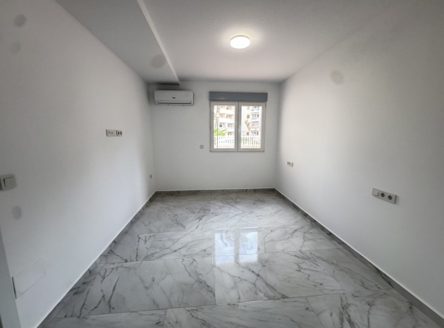 Resale - Apartment - Torrevieja - Beachside Torrevieja