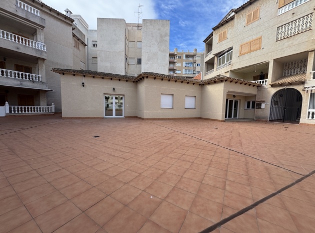 Resale - Apartment - Torrevieja - Beachside Torrevieja