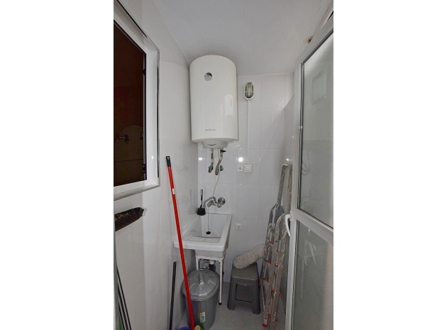 Resale - Apartment - Torrevieja - Playa del Acequión