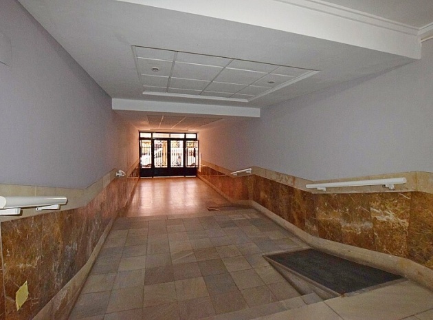 Resale - Apartment - Torrevieja - Playa del Acequión