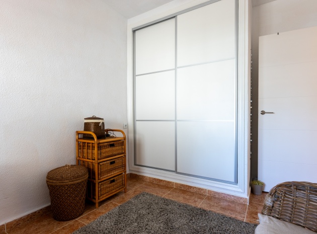 Resale - Apartment - Punta Prima