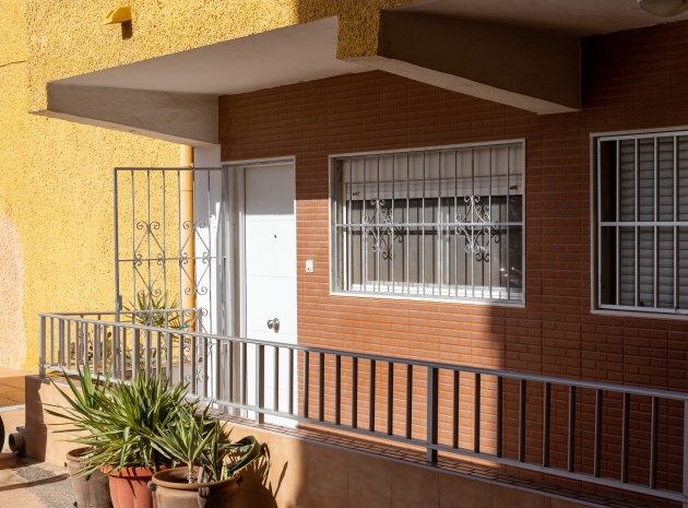 Resale - Apartment - Punta Prima
