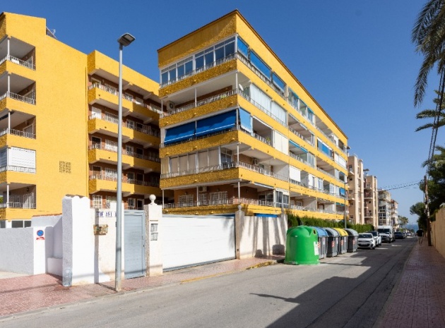 Resale - Apartment - Punta Prima