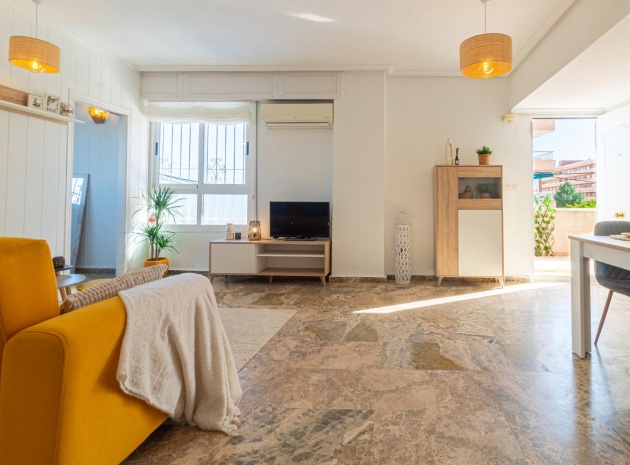 Resale - Apartment - Punta Prima