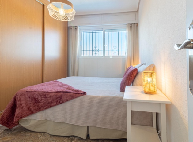 Resale - Apartment - Punta Prima