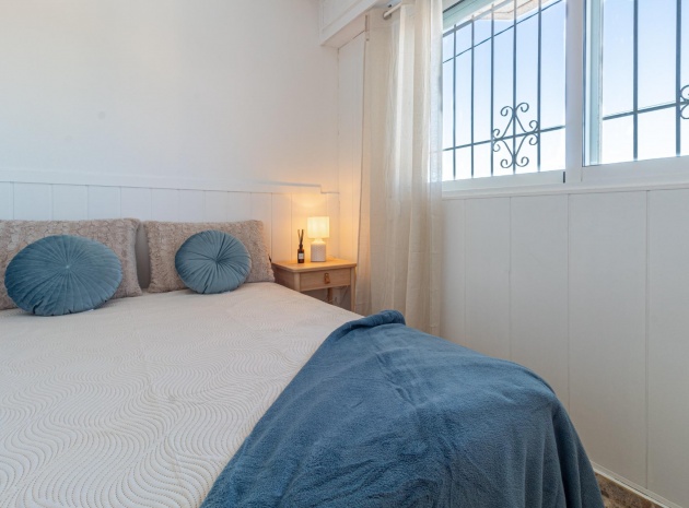 Resale - Apartment - Punta Prima