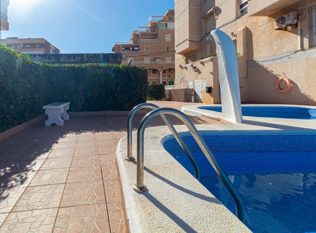 Resale - Apartment - Punta Prima