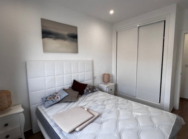 Wiederverkauf - Wohnung - Orihuela Costa - La Zenia