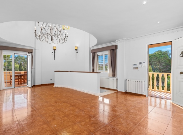 Resale - Villa - Los Balcones