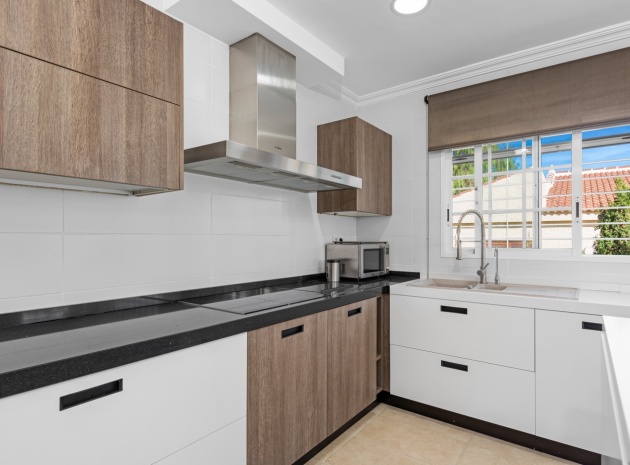 Resale - Villa - Los Balcones