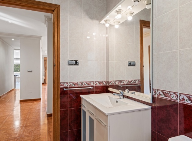 Resale - Villa - Los Balcones