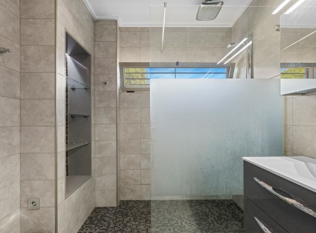 Resale - Villa - Los Balcones