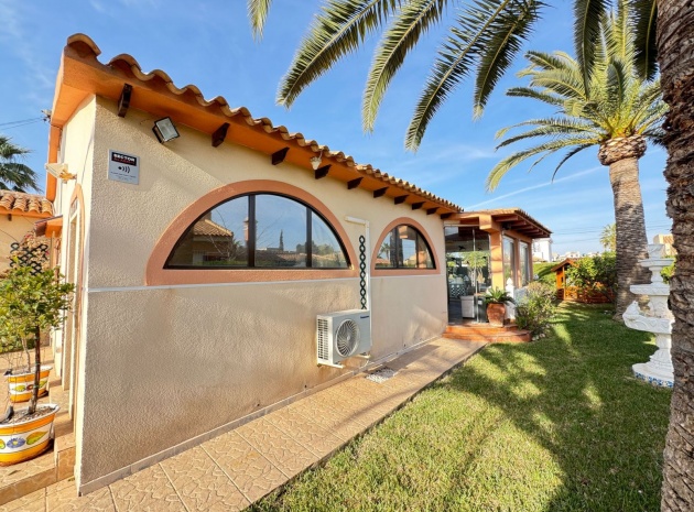 Wederverkoop - Villa - Cabo Roig